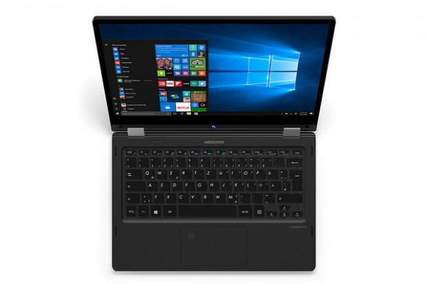 Medion Akoya 3216 (Bild: Medion)