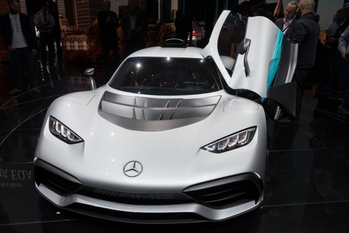 Zusätzlich hat das Auto noch zwei Elektromotoren an der Vorderachse für rein elektrisches Fahren. (Foto: Werner Pluta/Golem.de)