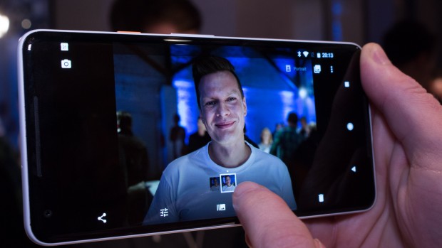 Googles Pixel 2 XL (Bild: Martin Wolf/Golem.de)