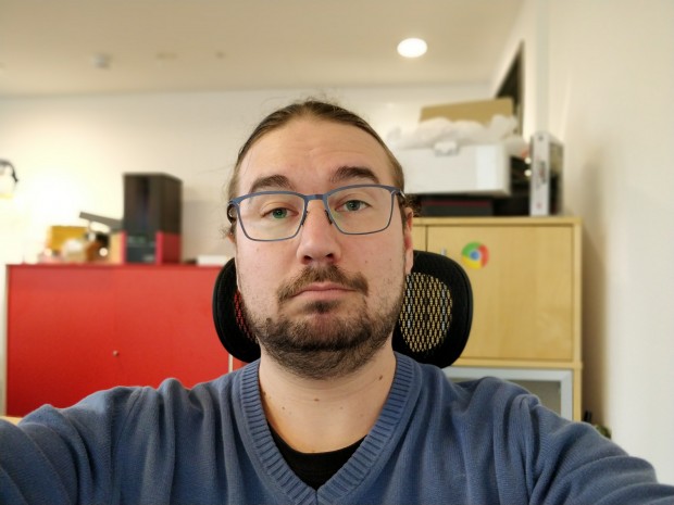 Die Porträtfunktion zoomt aufgrund der neuen zweiten Kamera nicht mehr an das Objekt heran, die allgemeine Qualität der Aufnahmen ist aber besser. (Bild: Tobias Költzsch/Golem.de)