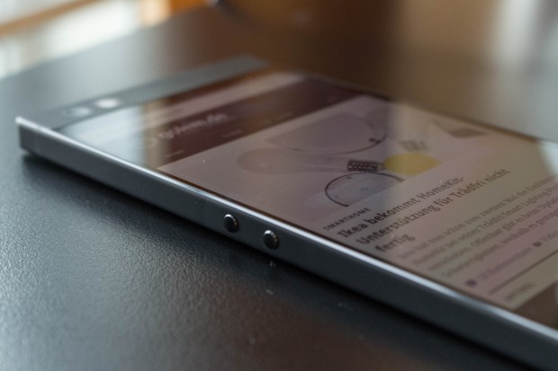 Viele Elemente sind rund, wie beim Nextbit Robin. (Bild: Martin Wolf/Golem.de)