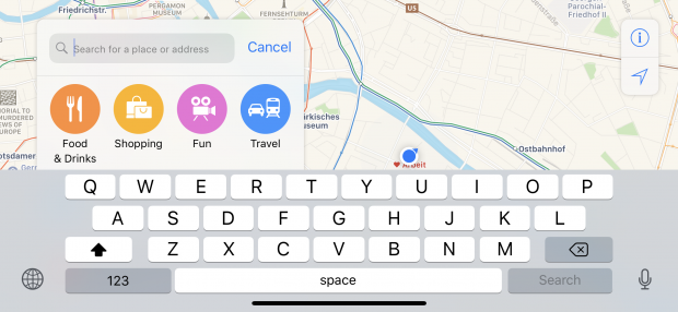 Apple Maps ist angepasst. Die Tastatur ist neu. (Screenshot: Golem.de)
