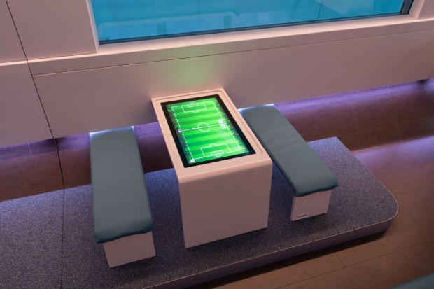 ... während die Kinder beispielswesie am Bildschirmtisch spielen. (Foto: Werner Pluta/Golem.de)