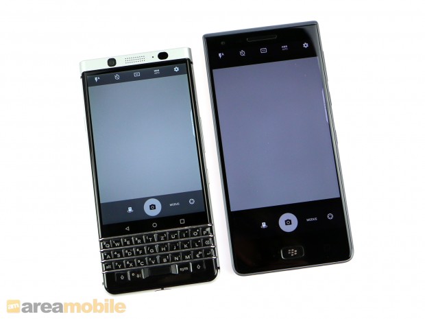 Links das Keyone, rechts das Motion (Bild: Area Mobile)