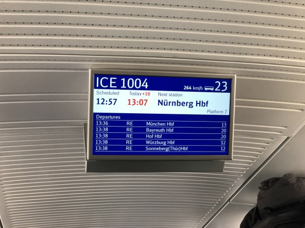 Anzeige der Anschlusszüge (Foto: Andreas Sebayang/Golem.de)