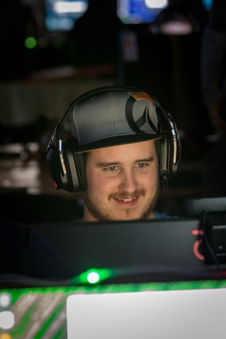 So sieht ein glücklicher Gamer aus! (Bild: Tom Schulze/Leipziger Messe GmbH)