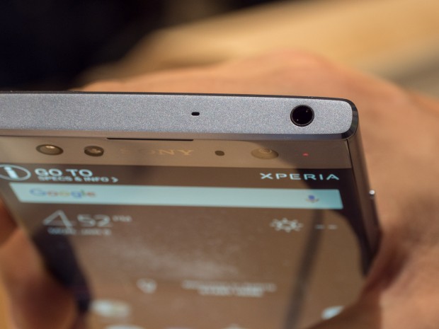 Das Xperia XA2 Ultra hat einen Klinkenanschluss für Kopfhörer. (Bild: Martin Wolf/Golem.de)
