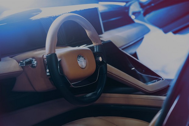 Das Innere ist mit Leder verkleidet. Es gibt auch eine vegane Innenausstattung. (Foto: Fisker)