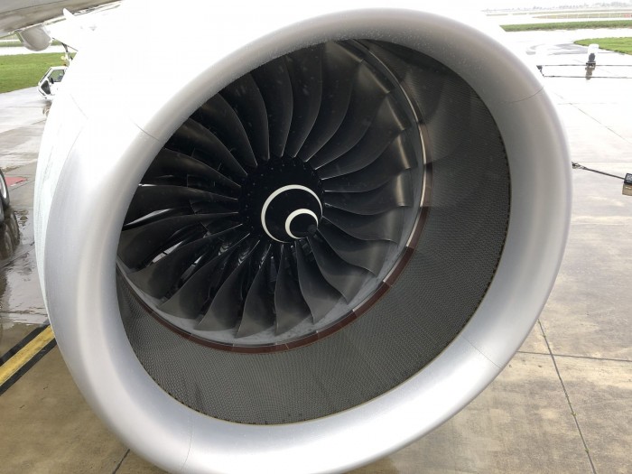 Das Rolls-Royce-Triebwerk dreht bei der -1000 schneller, um mehr Schub zu bieten. (Foto: Andreas Sebayang)