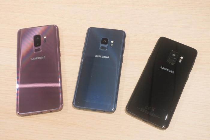 In Deutschland werden die Geräte in Lila, Blau und Schwarz erhältlich sein. (Bild: Tobias Költzsch/Golem.de)