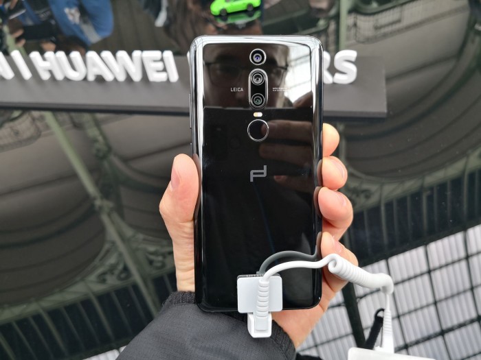 Das Huawei Porsche Design Mate RS (Bild: Tobias K&ouml;ltzsch/Golem.de)