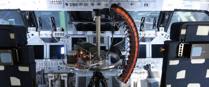Umgebautes Stativ mit mehreren GoPros (Bild: Google)