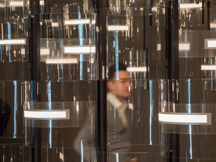 Mit OLED sind interessante Effekte m&ouml;glich. (Bild: Martin Wolf/Golem.de)