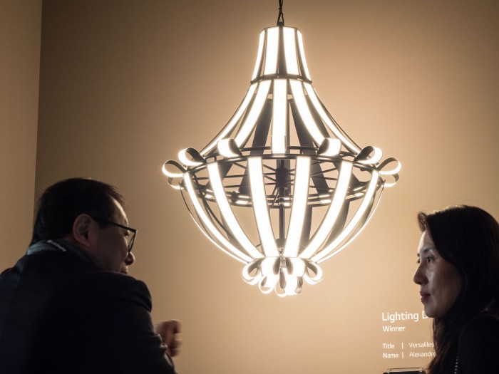 Es geht auch imposant mit LGs Panels.(Bild: Martin Wolf/Golem.de)