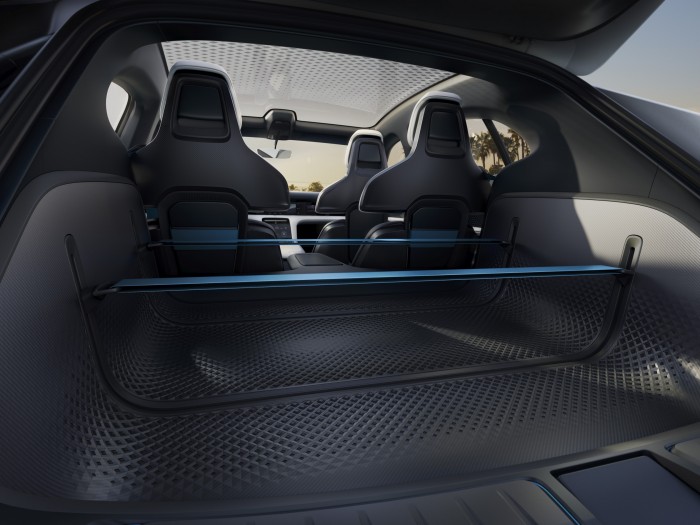 Porsche Mission E Cross Turismo (Bild: Porsche)