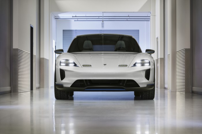 Porsche Mission E Cross Turismo (Bild: Porsche)
