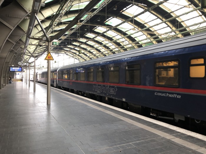 Unsere Ankunft in Berlin-Ostbahnhof. Morgens ist hier nichts los. (Bild: Andreas Sebayang/Golem.de)