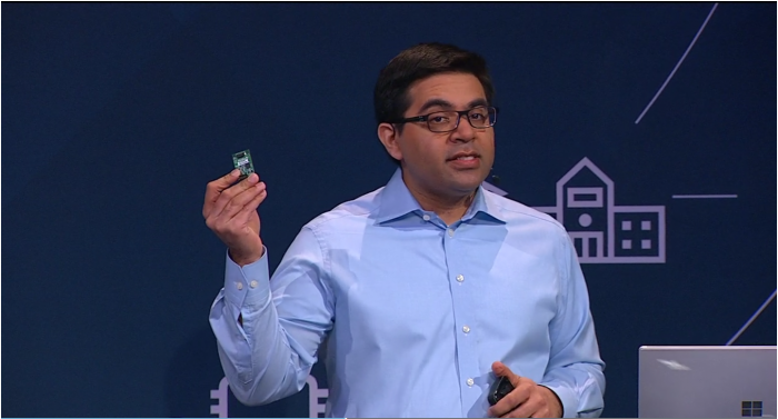 Per M.2-Karte kann die KI-Berechnung beschleunigt werden. (Bild: Microsoft/Screenshot: Golem.de)