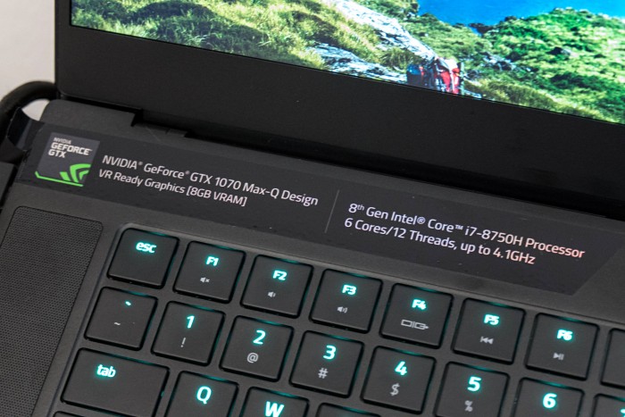 Im Inneren stecken eine Hexacore-CPU und eine flotte Nvidia-Grafikeinheit. (Bild: Marc Sauter/Golem.de) 