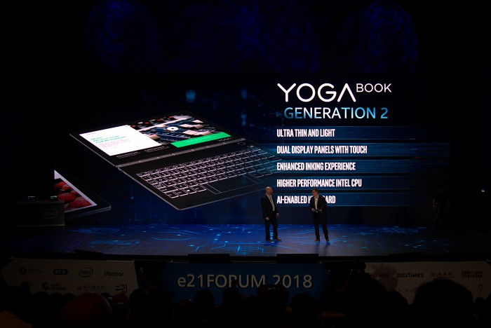 Auch Lenovo hat ein ähnliches Konzept vorgestellt. (Bild: Marc Sauter/Golem.de)