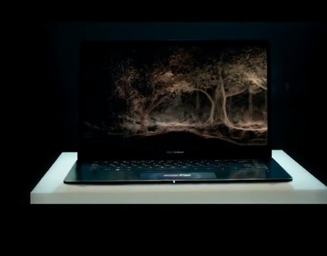 Zenbook Pro 15 mit Screenpad (Bild: Asus)