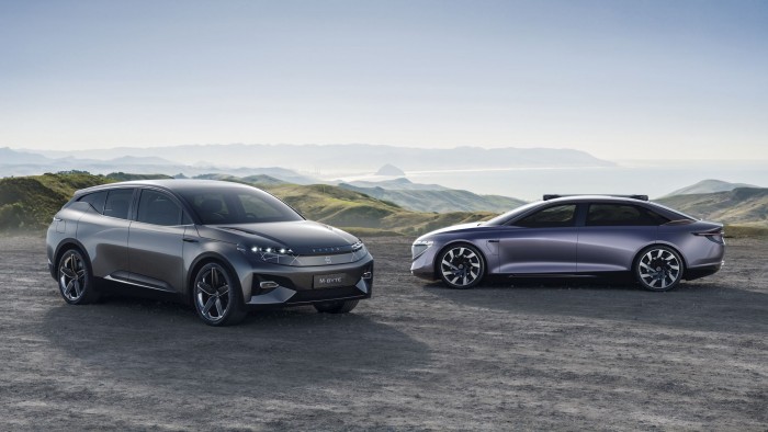 Die beiden Modelle von Byton: M-Byte (links) und K-Byte (Bild: Byton)