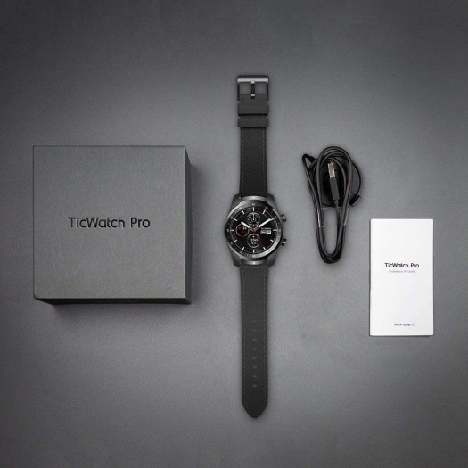 Ticwatch Pro (Bild: Mobvoi)