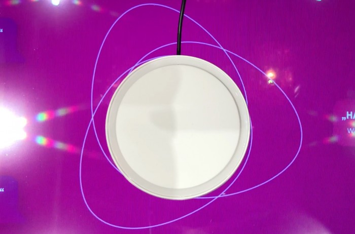 Der Smart Speaker läuft mit einem von der Telekom entwickelten digitalen Assistenten. (Bild: Michael Wieczorek/Golem.de)