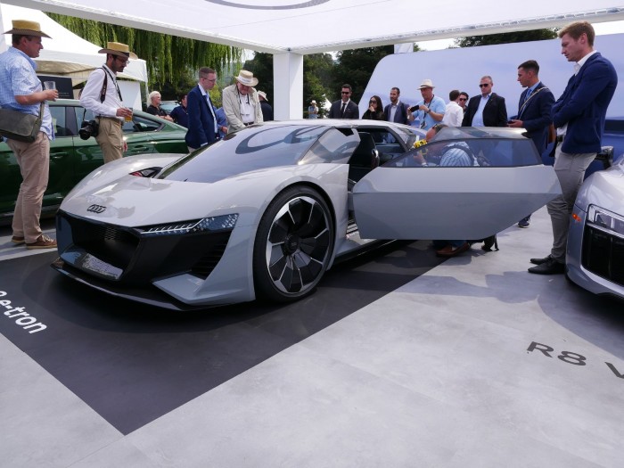 Es ist eine Mischung aus dem R8 und der Le-Mans-Rennversion R18 E-Tron. (Bild: Dirk Kunde)