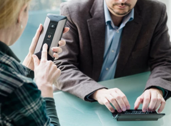 Cosmo Communicator (Bild: Planet Computing)