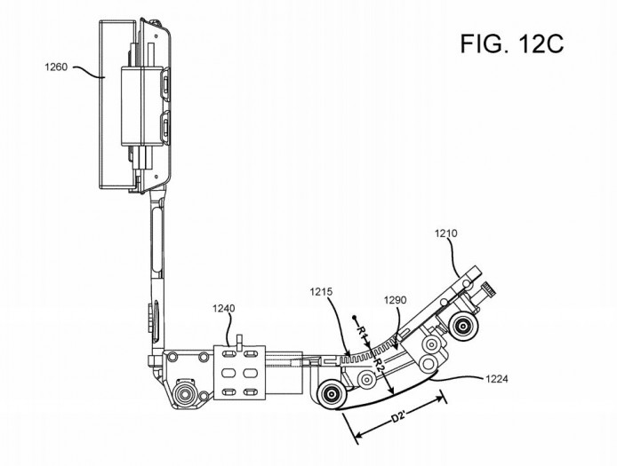Die Schuhe werden getrackt, um die Position genau zu ermitteln. (Bild: Google/Screenshot: Golem.de)