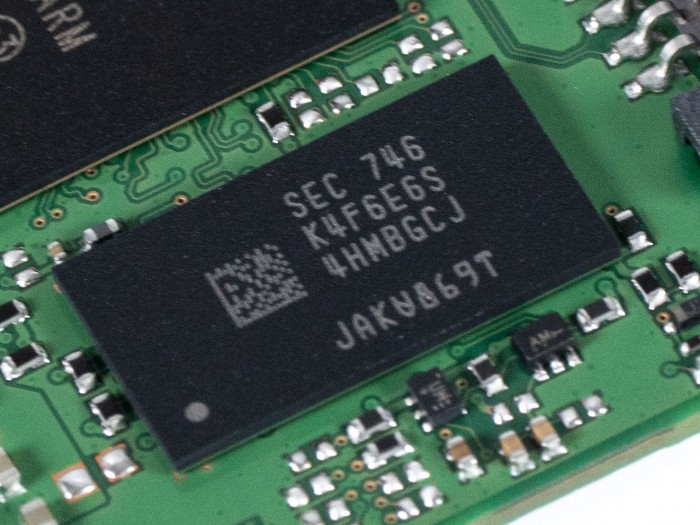 Samsung 860 QVO (Bild: Marc Sauter/Golem.de)