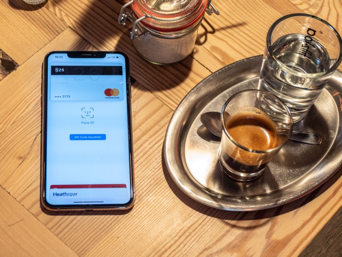 Der Startbildschirm von Apple Pay (Bild: Martin Wolf/Golem.de)