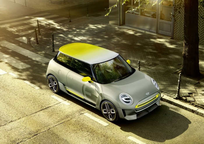 Der Mini Electric... (Bild: BMW)