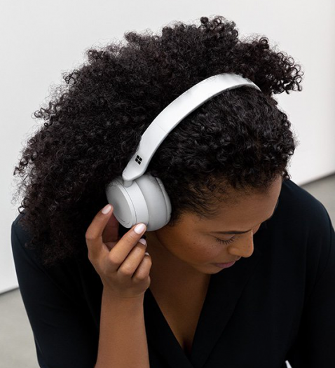 Surface Headphones (Bild: Microsoft)