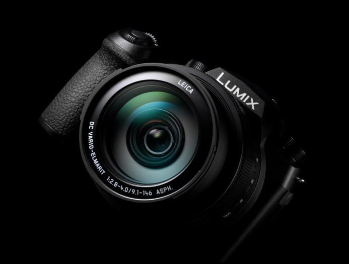 Panasonic Lumix DC-FZ1000 II (Bild: Panasonic )