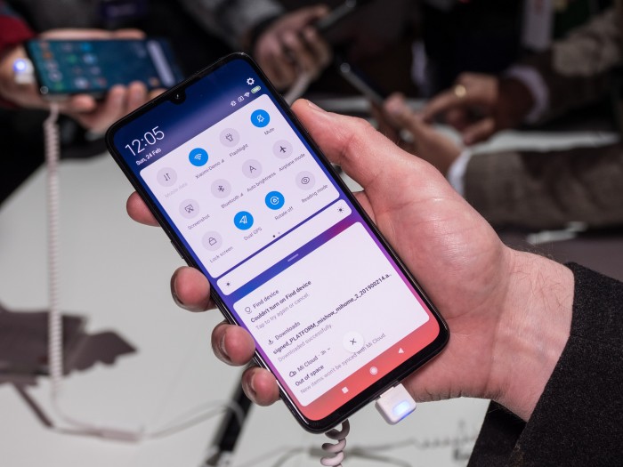 Xiaomi Mi 9 läuft mit MIUI 10 (Bild: Martin Wolf/Golem.de)
