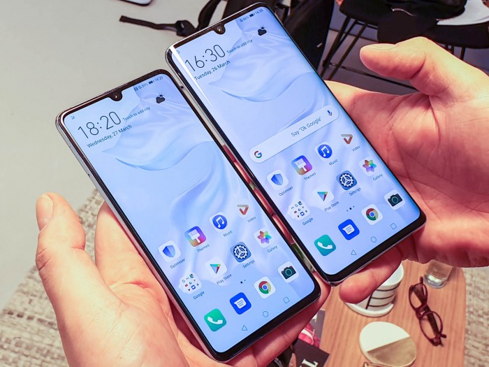 Das Display des P30 ist mit 6,1 Zoll kleiner als das des P30 Pro. (Bild: Tobias Költzsch/Golem.de)