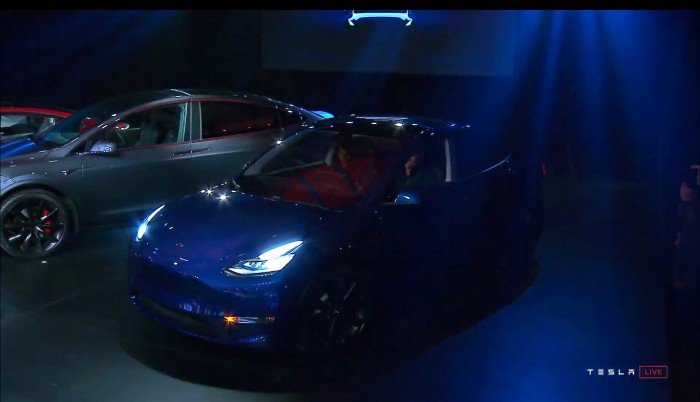 Tesla Model Y (Bild: Tesla)