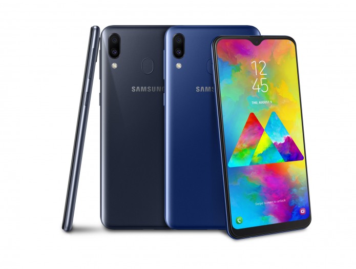 Das Galaxy M20 ist in Blau und Schwarz erhältlich. (Bild: Samsung)
