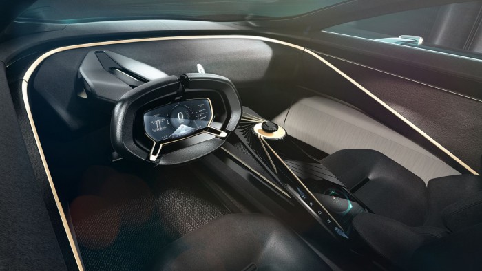Das futuristische Interieur (Bild: Aston Martin)