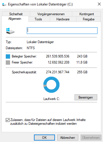 256 GByte ist nicht wirklich viel Speicherplatz. (Bild: Oliver Nickel/Golem.de)