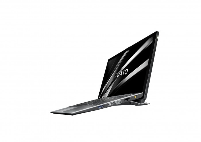 Die Anschl&uuml;sse des Vaio A12 ... (Bild: Vaio/Trekstor)