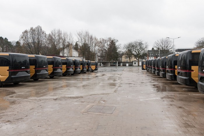 Moia startet in Hamburg mit über 100 Fahrzeugen. (Bild: Werner Pluta/Golem.de)