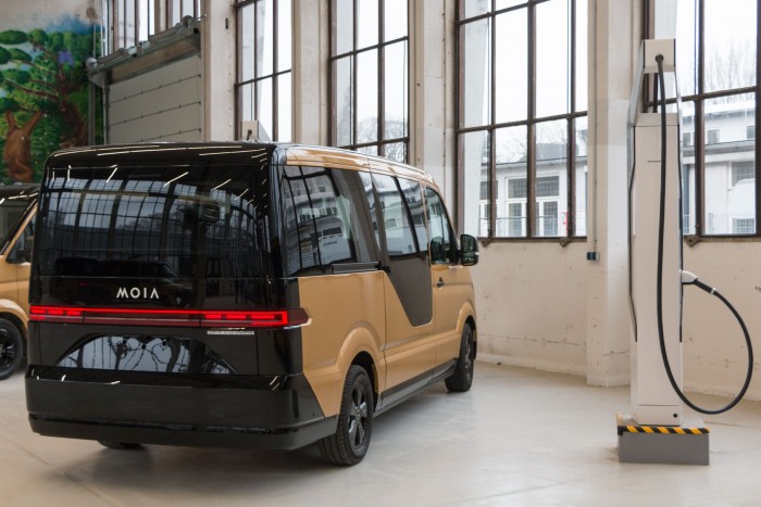...  sollen die Fahrer in der Pause die Autos für den zweiten Teil ihrer Schicht vorbereiten. (Bild: Werner Pluta/Golem.de)