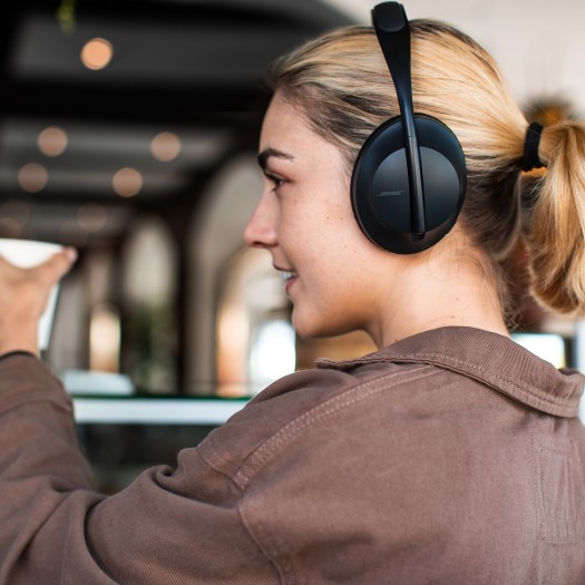 Noise Cancelling Headphones 700 (Bild: Bose)