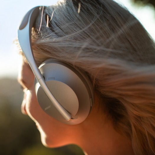 Noise Cancelling Headphones 700 (Bild: Bose)
