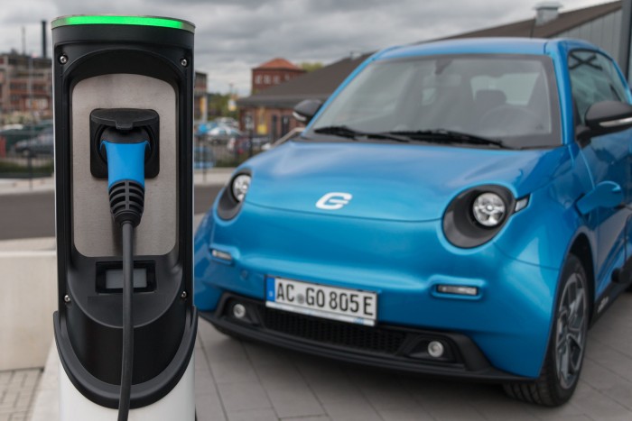 Die Schwachstelle ist das Laden: Es dauert sechs Stunden, bis der Akku voll ist. Das Auto l&auml;dt nur mit 3,5 kW.  (Bild: Werner Pluta/Golem.de)