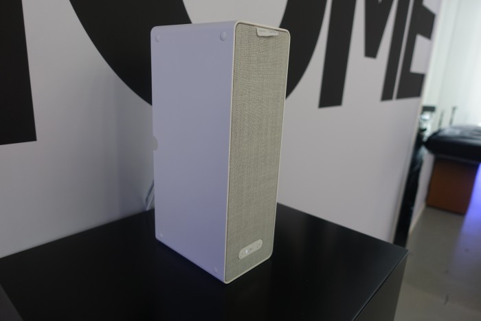 Kleiner Symfonisk-Lautsprecher von Ikea (Bild: Ingo Pakalski/Golem.de)