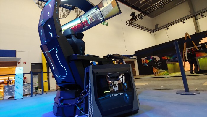 Acer Predator Thronos (Bild: Martin Wolf/Golem.de)